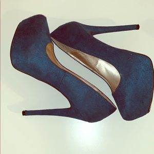 Charlotte Russe Teal Suede Stacked Pumps